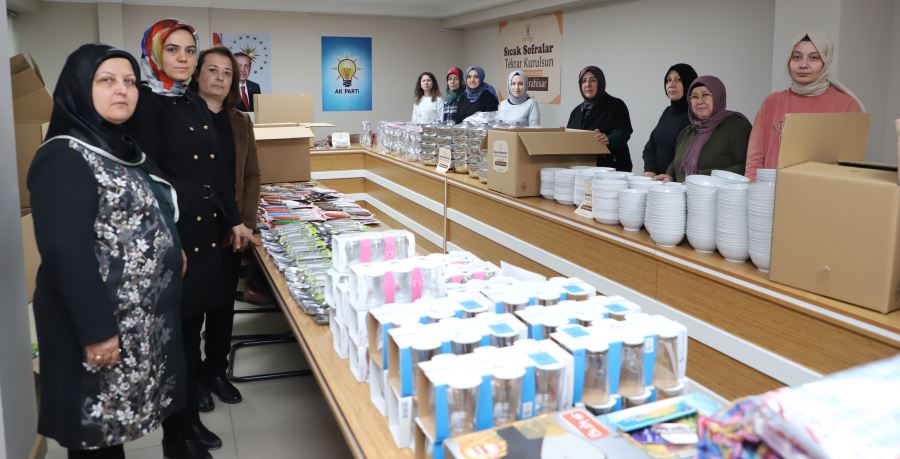 AK Partili kadınlardan depremzedelere mutfak seti