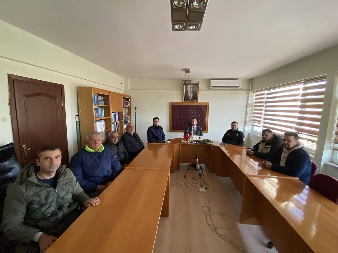 Gelendost Kaymakamlığı'ndan Konaklama İşletmecileriyle Toplantı