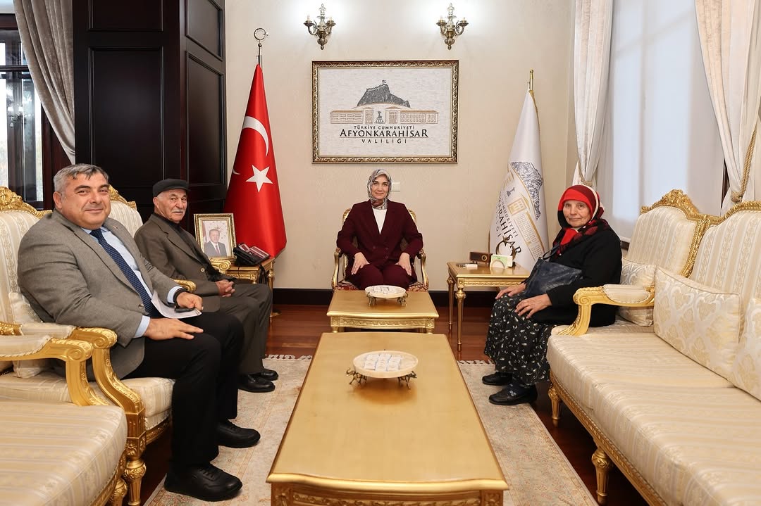 Afyonkarahisar Valiliği Hayırseverleri Kabul Etti