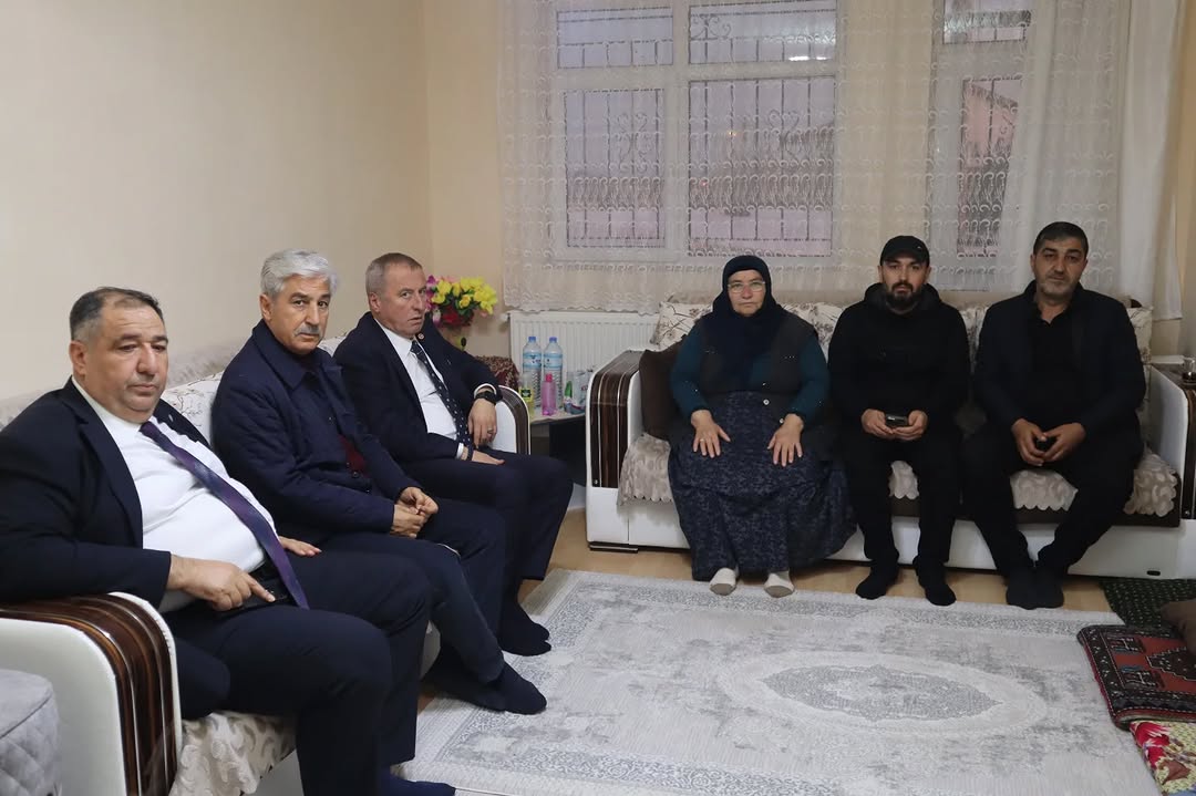 İyi Parti Milletvekili Hakan Şeref Olgun'dan Taziye Ziyareti