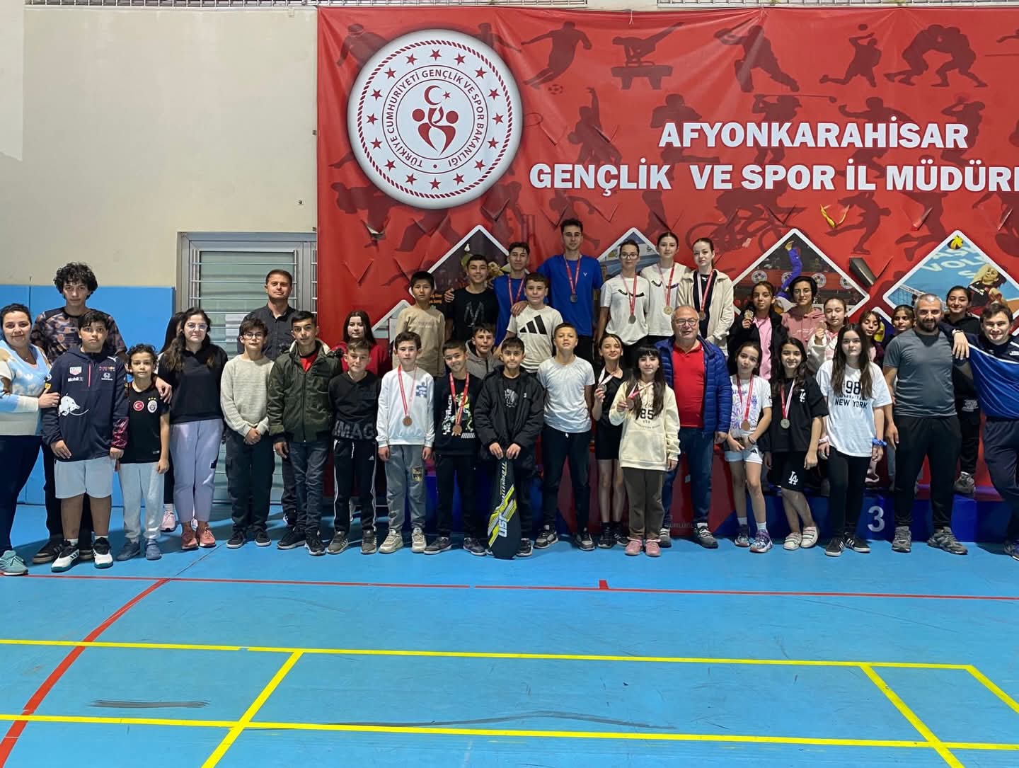 24 Kasım Öğretmenler Günü Ferdi Badminton Turnuvası