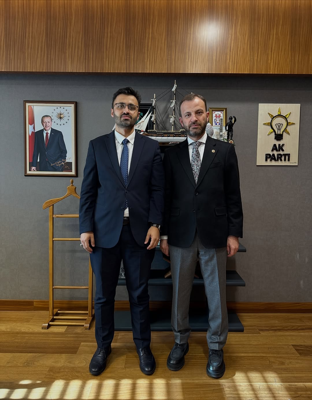 Vakıflar Bölge Müdürü Muhammet Enes Çınar Gazi Meclisinde Misafir Edildi