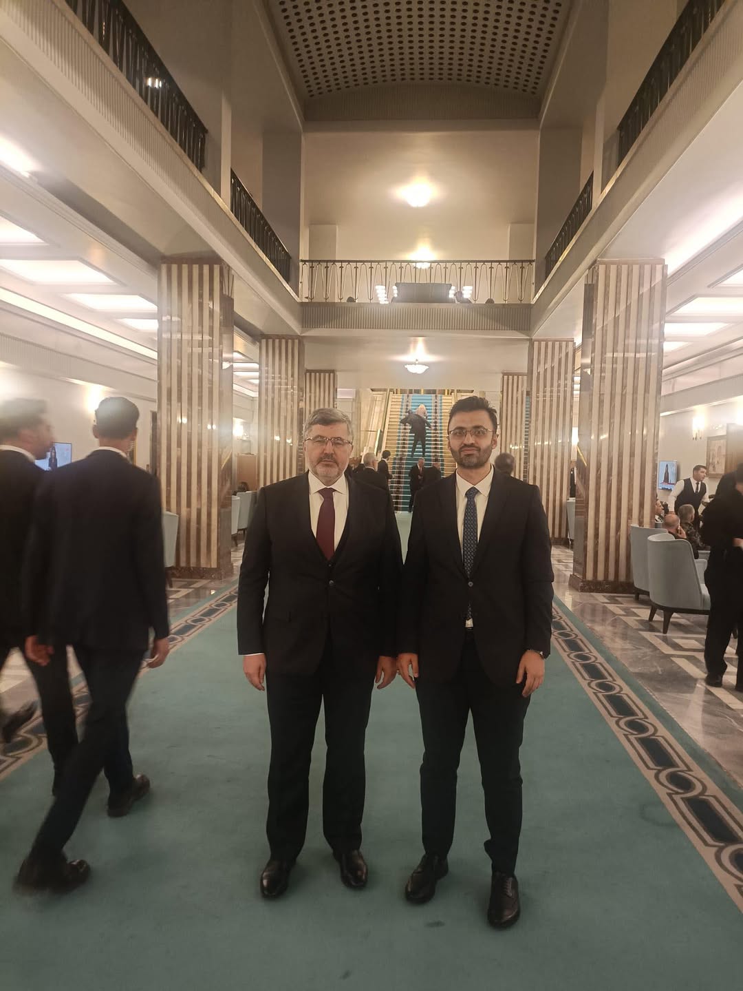 AK Parti Afyonkarahisar Milletvekili Ali Özkaya, Kütahya Vakıflar Bölge Müdürü Muhammet Enes Çınar ile Gazi Meclisimizde Bir Araya Geldi