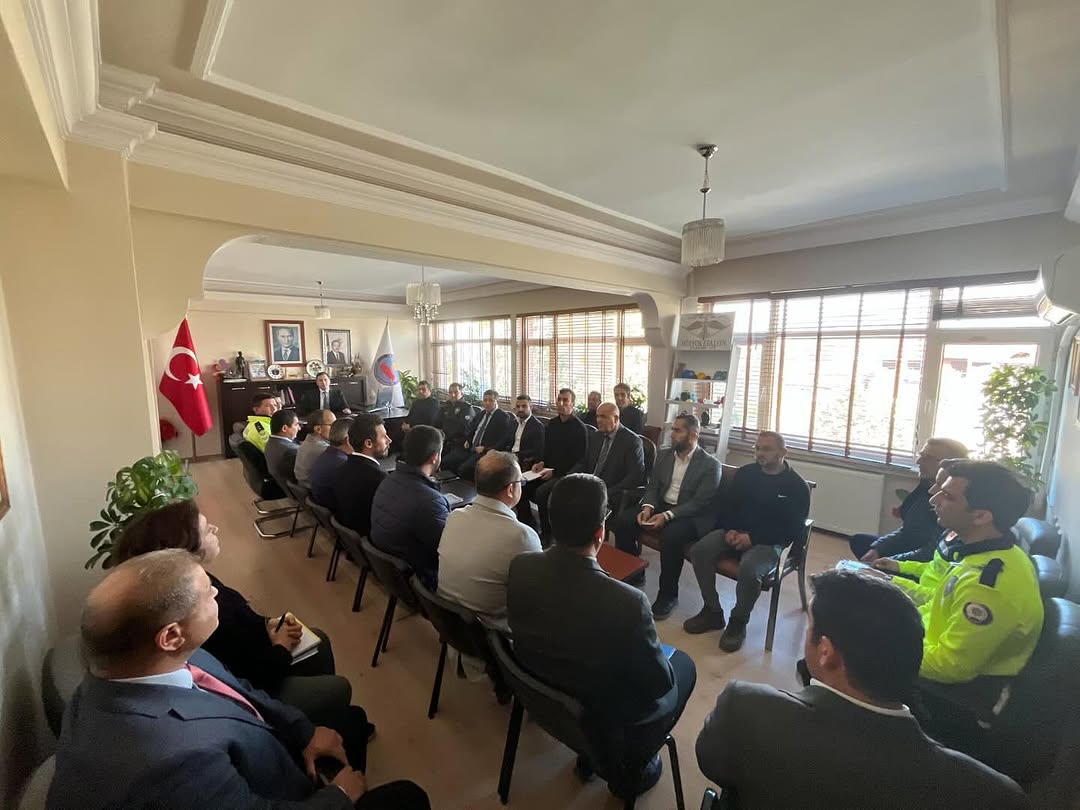 Gelendost Kaymakamlığı'ndan Kış Aylarına Hazırlık Toplantısı