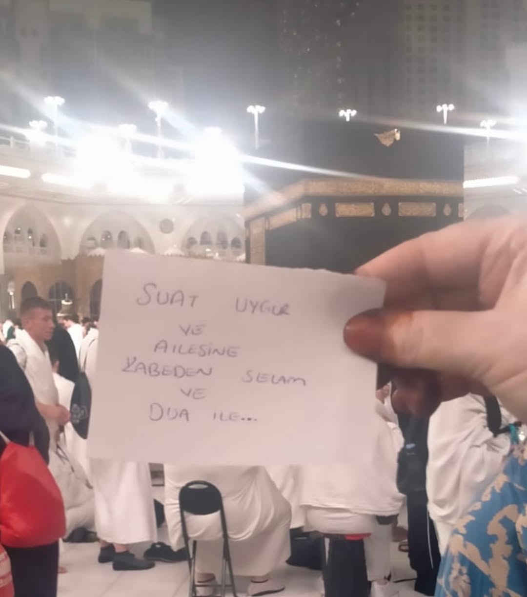 Batalgazi Muhtarımız Ahmet AKKAŞ'a KABE'den Gelen Dualar İçin Teşekkür