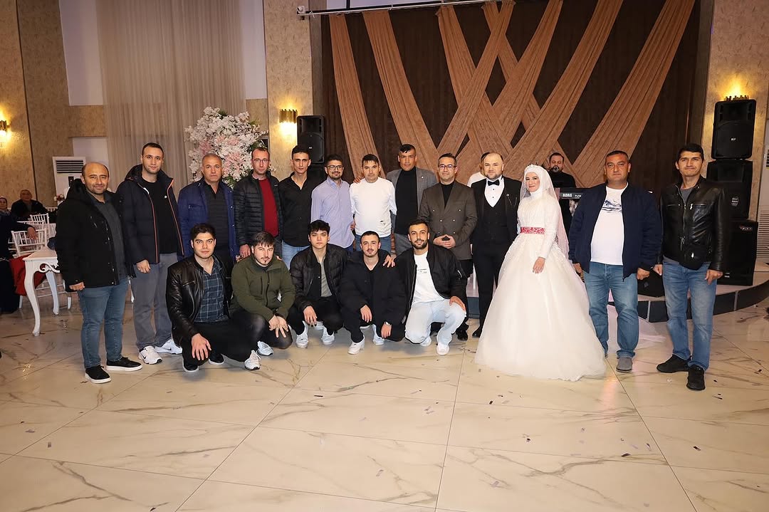 Uşak Belediyesi'nden Düğün Törenine Katılım