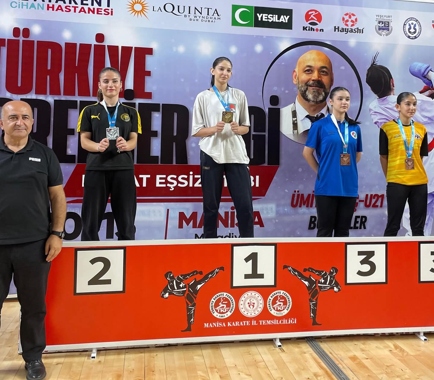 Afyonkarahisarlı Sporculardan Türkiye Karate Premier Ligi’nde Gururlandıran Başarı