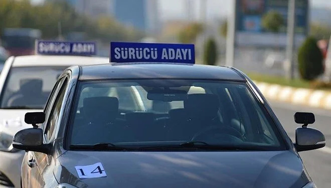 Sahte Ehliyet Skandalı: İnternetteki Dolandırıcılık Ağı Büyüyor