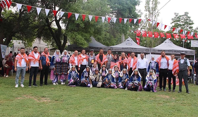 Dinar Marsyas Halk Oyunları Ekibi Festivallerde Göz Doldurdu