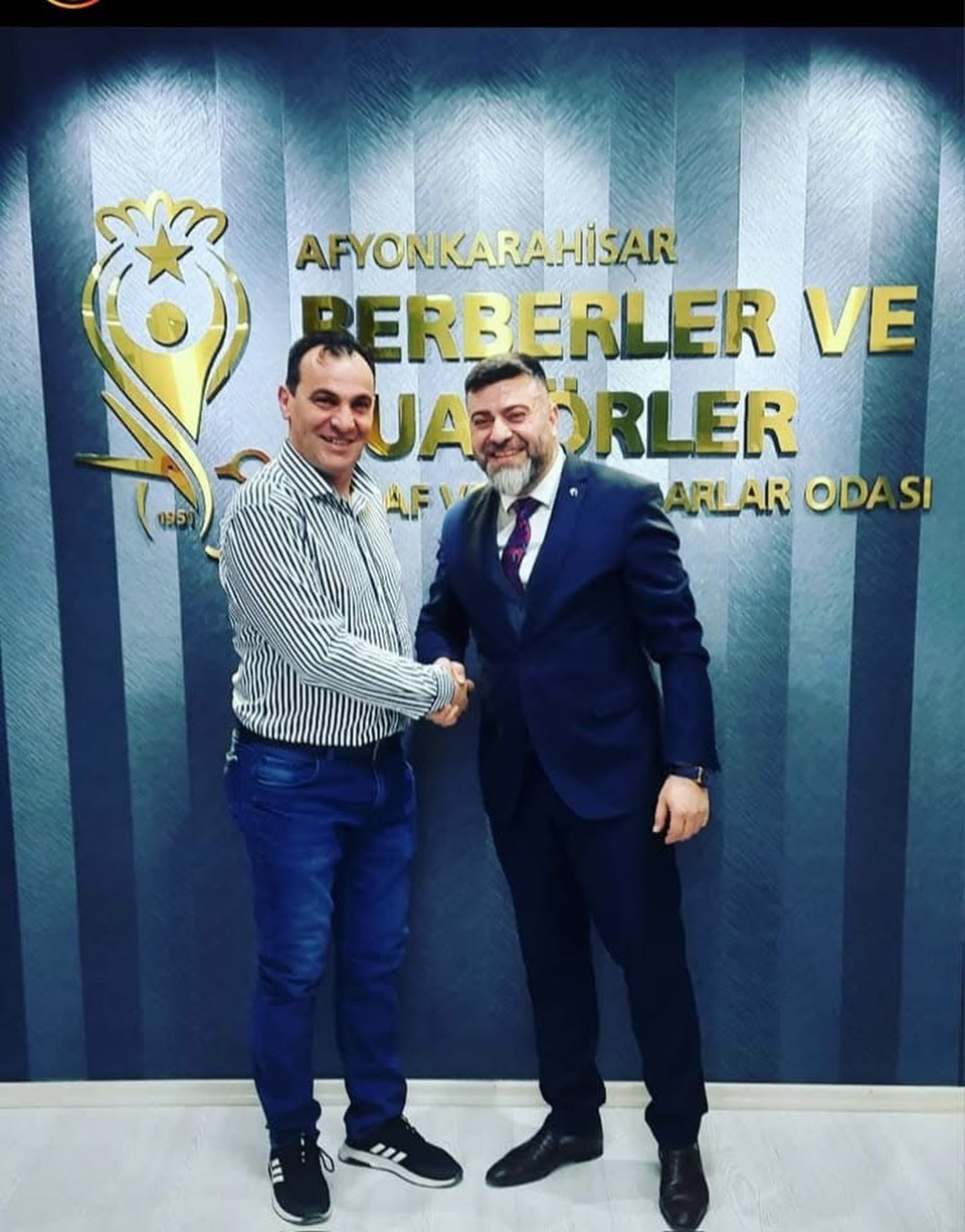 Muhtarlar Derneği Başkanından Nadi Ceylan'a Doğum Günü Kutlaması