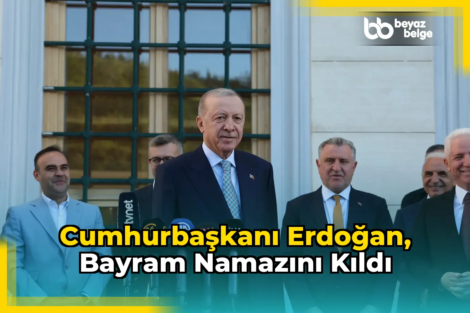 Cumhurbaşkanı Erdoğan, Bayram Namazını Kıldı