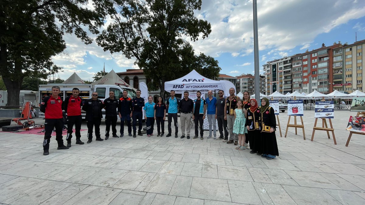 Afyonkarahisar'da Marmara Depremi İçin Anma Töreni Düzenlendi