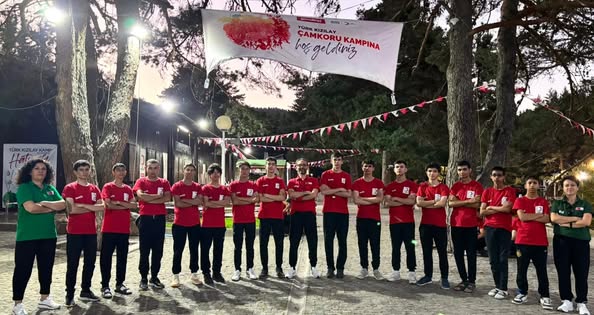 Afyonkarahisar Öğrencileri Kızılay Kampında Sanat ve İyilikle Buluştu