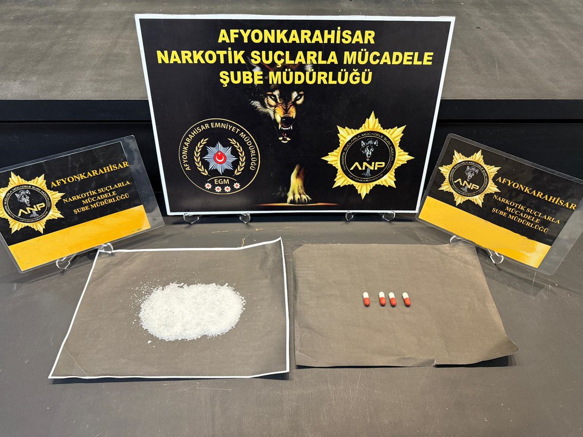 Bolvadin'de Uyuşturucuyla Mücadelede Başarılı Operasyon: 185 Gram Uyuşturucu Ele Ge geçirildi