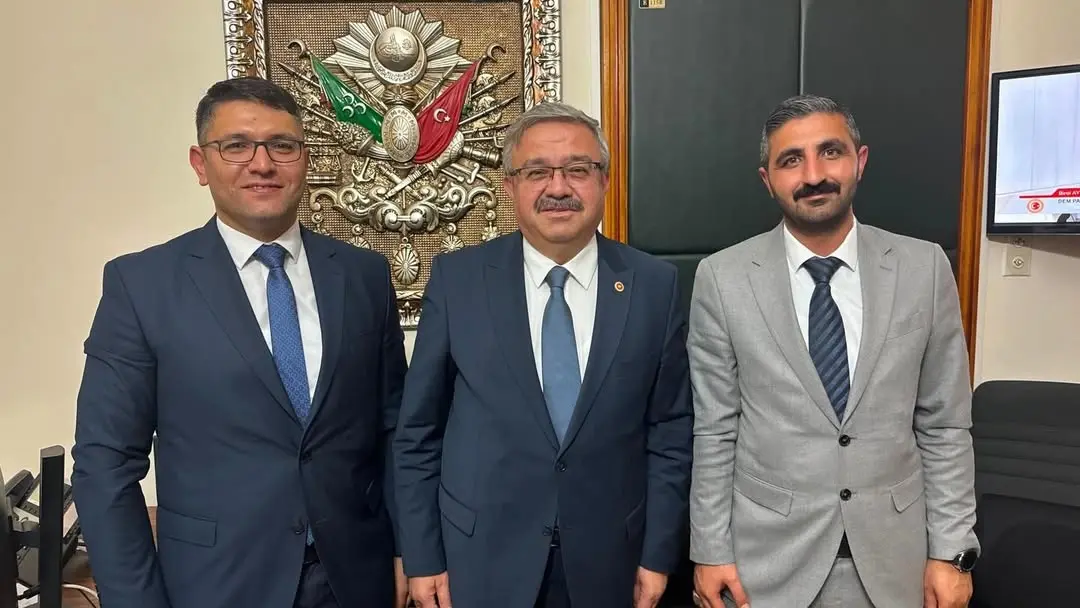 AK Parti Dinar İlçe Başkan Yardımcısı Ramazan Şahin ve Hemşerileri TBMM'de Misafir Edildi