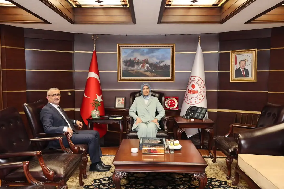 İçişleri Bakan Yardımcısı Doç. Dr. Kübra Güran Yiğitbaşı, Prof. Dr. Yusuf Özkır ile İletişim ve Medya Konularını Değerlendirdi