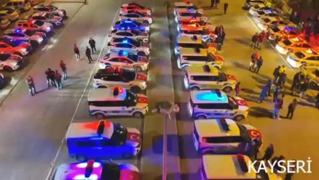 Kayseri merkezli 6 ilde bu sabah "Uyuşturucu Madde Satıcılarına" yönelik düzenlenen operasyonda 221 şüpheli yakalandı