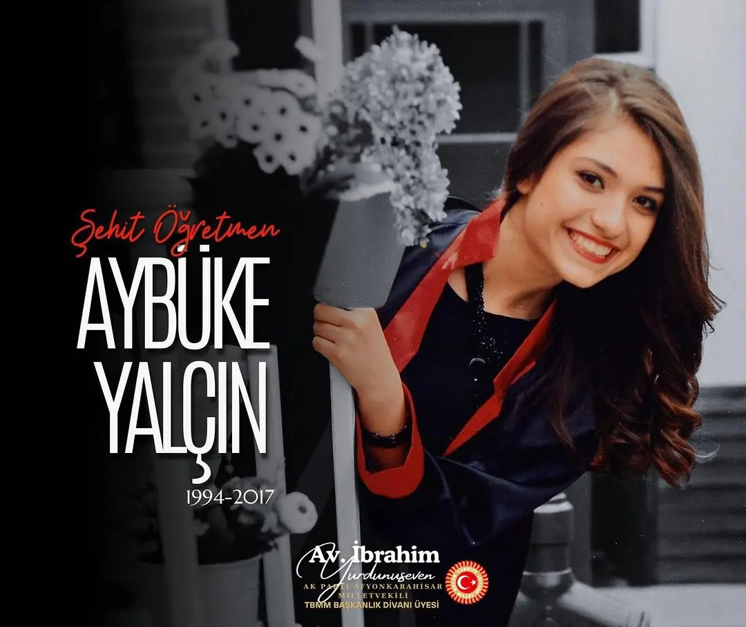 Şehit Öğretmen Şenay Aybüke Yalçın'ın Anısına Saygı