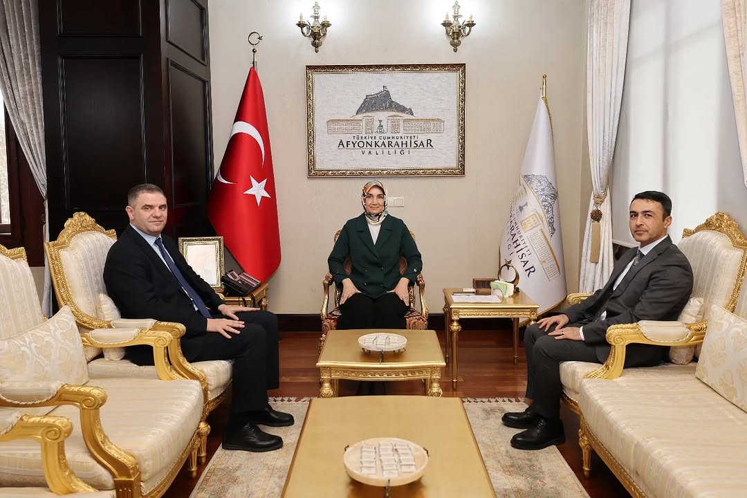 Valimiz Doç. Dr. Kübra Güran Yiğitbaşı, Konya BİK Bölge Müdürü Halil İbrahim Parlak ve Afyonkarahisar Sorumlusu Murat Akın'ı Kabul Etti