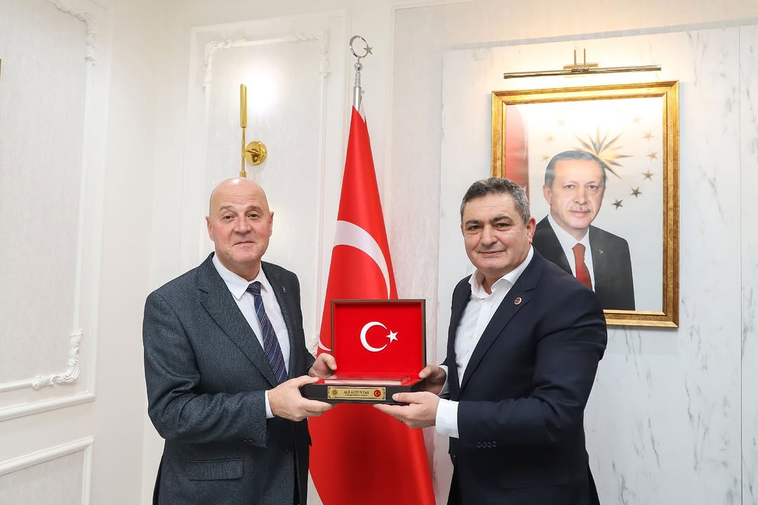 Çobanlar Belediye Başkanı Ali Altuntaş, Afyonkarahisar İl Kültür Turizm Müdürü Yusuf Altın'ı Ağırladı