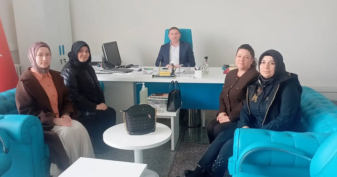 AK Parti Afyonkarahisar İl Kadın Kolları'ndan Önemli Ziyaret