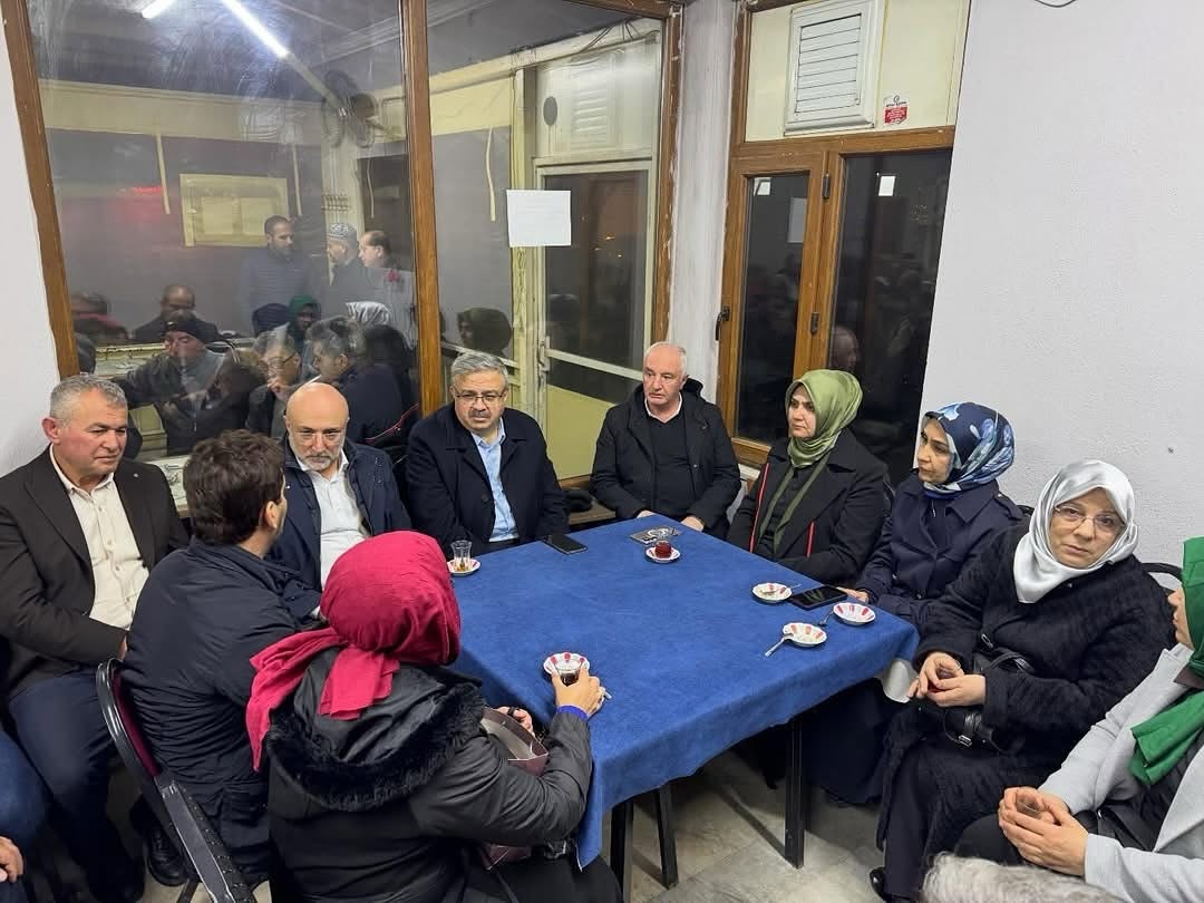 İhsaniye Belediyesi Sosyal Tesislerde Hemşehrileriyle Buluştu