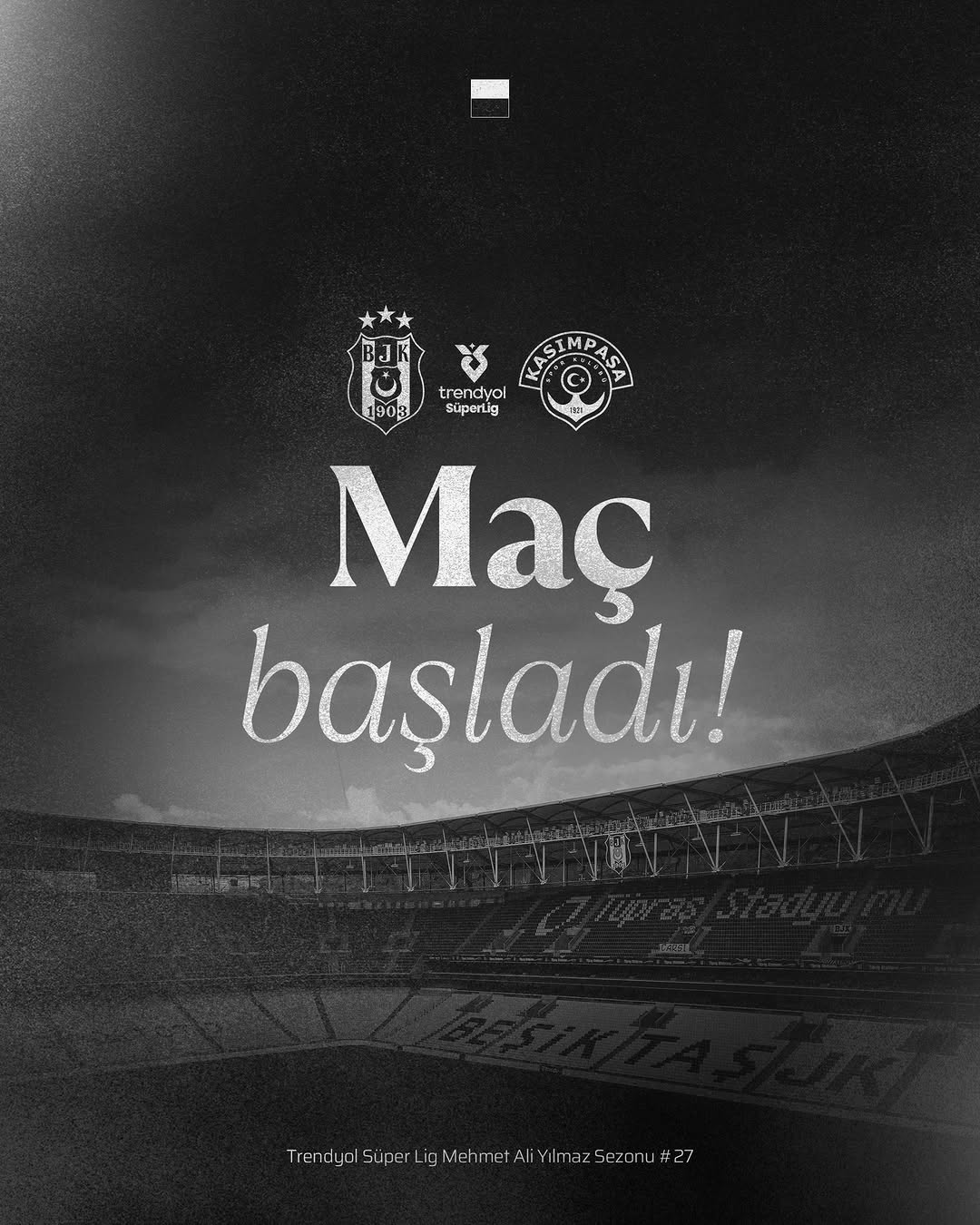 Beşiktaş Futbol Takımı Maçına Başladı