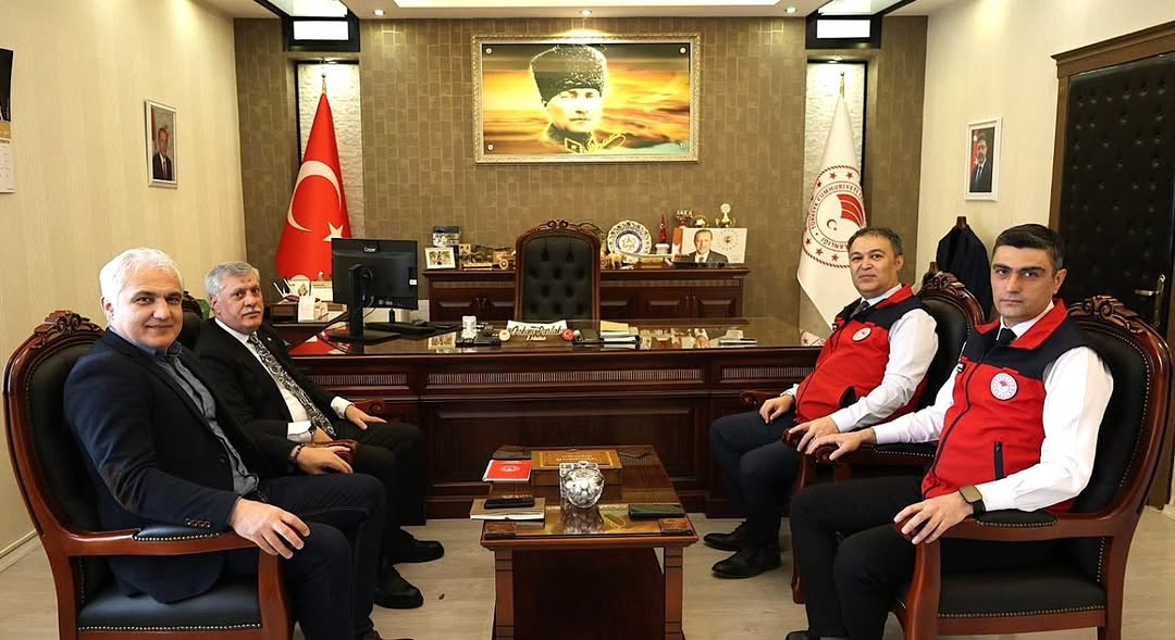 Gıda ve Kontrol Genel Müdür Yardımcısı Doç. Dr. Yunus BAYRAM, İl Müdürü Özkan PARLAK'ı Ziyaret Etti