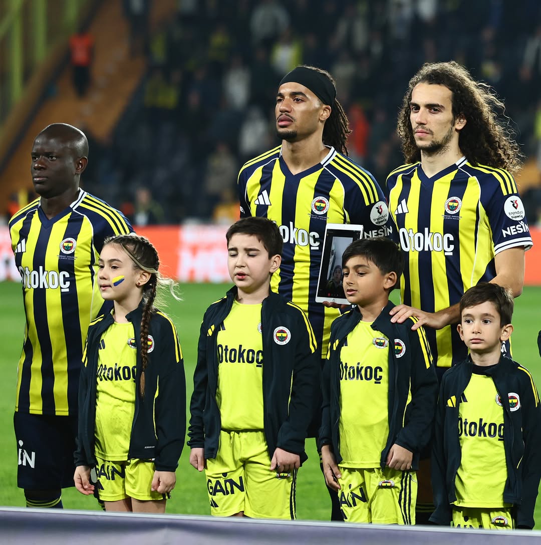 Fenerbahçe, Beşiktaş Maçı Öncesi Futbol Seremoni Paketleri Satışa Çıkıyor