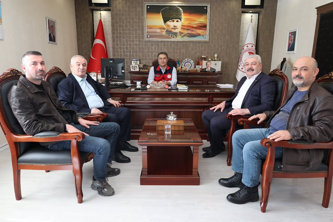 Afyonkarahisar Ziraat Odası Başkanı ve Dinar Ziraat Odası Başkanı İl Müdürüne Ziyarette Bulundular