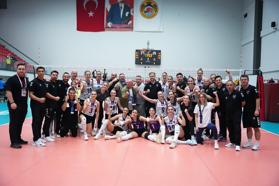 Afyon Belediye Yüntaş Spor Kulübü PTT Maçında Galip Geldi