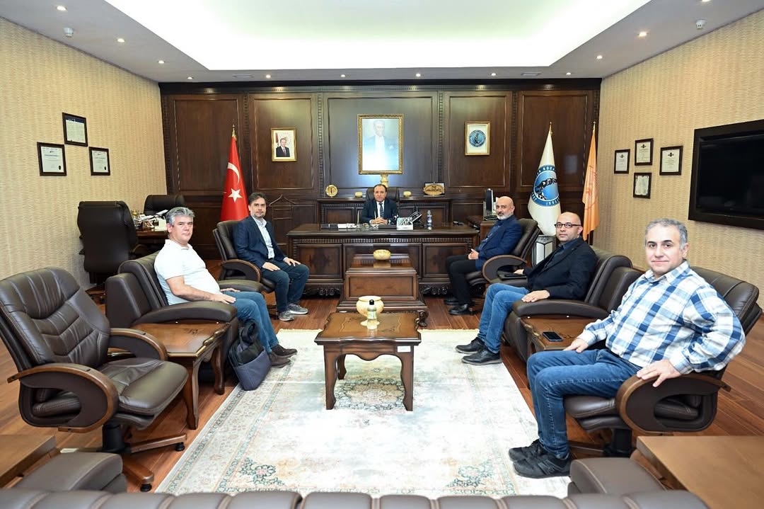 Afyon Kocatepe Üniversitesi Mühendislik Fakültesi Heyeti Rektörü Ziyaret Etti