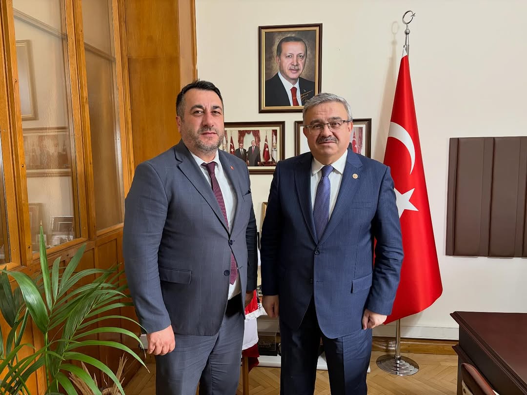 Ak Parti Milletvekili İbrahim Yurdunuseven, İhsaniye Kayıhan Belediye Başkanı Mustafa Demiray'ı TBMM'de Ağırladı