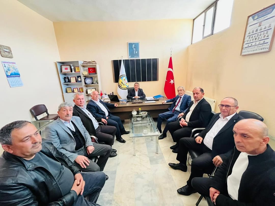 Afyonkarahisar Esnaf ve Sanatkarlar Odaları Birliği Başkanı Cengiz ÜSTÜN ve Oda Başkanlarından Ziyaret