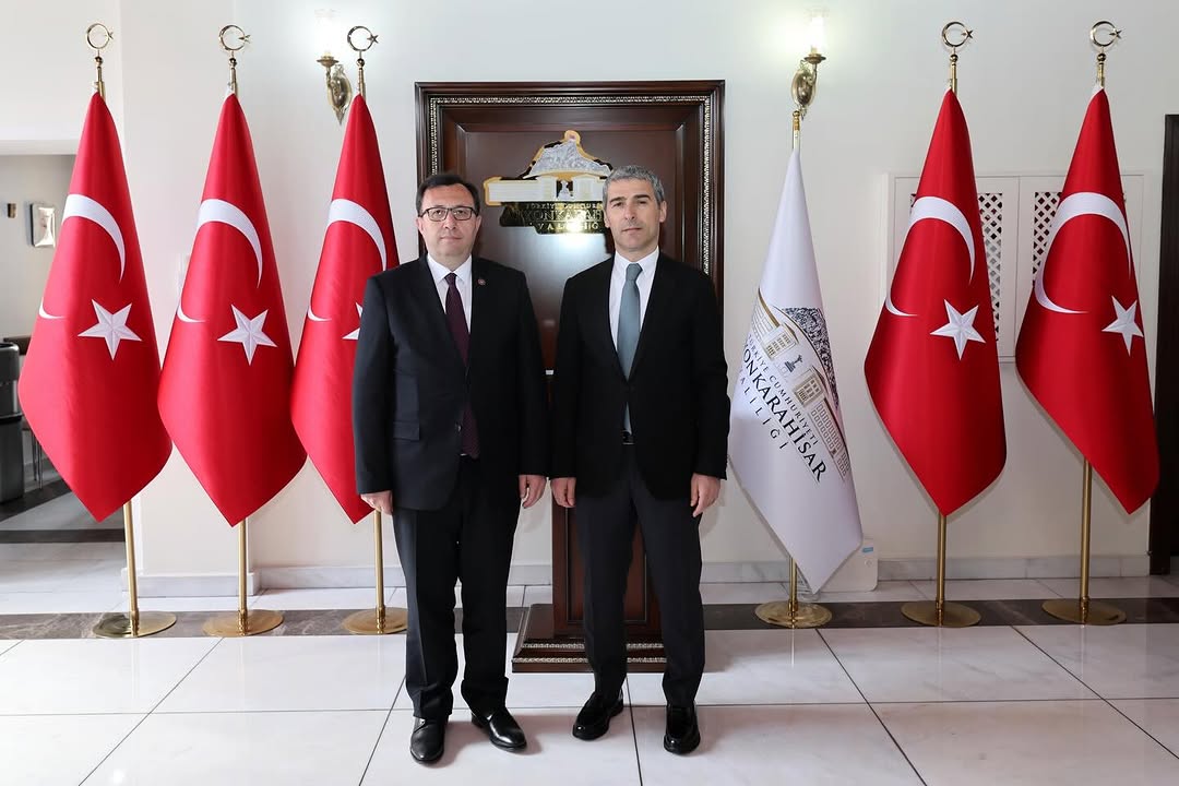 TBMM Genel Sekreter Yardımcısı Naim Çoban, Valimiz Dr. Naci Aktaş’ı ziyaret etti