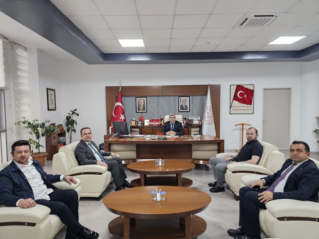 Afyonkarahisar Ticaret ve Sanayi Odası 33. Meslek Komitesi İl Milli Eğitim Müdürü Miraç Sünnetci'yi Ziyaret Etti