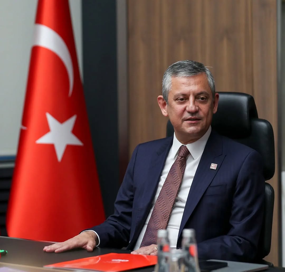 CHP Afyonkarahisar İl Kadın Kolları Saray Yardakçılarına Tepki Gösterdi