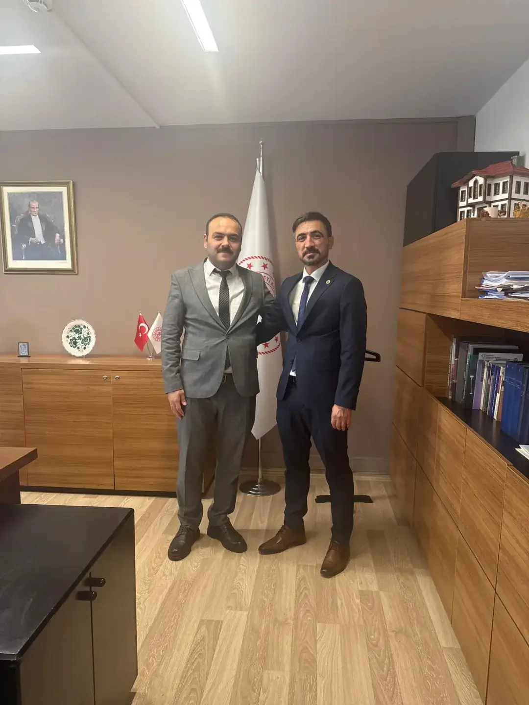 Belediye Başkanımız Mustafa Güngör, Kültür ve Turizm Bakanlığı Proje İnşaat Daire Başkanı Halil İbrahim Kılıçarslan'ı Ziyaret Etti