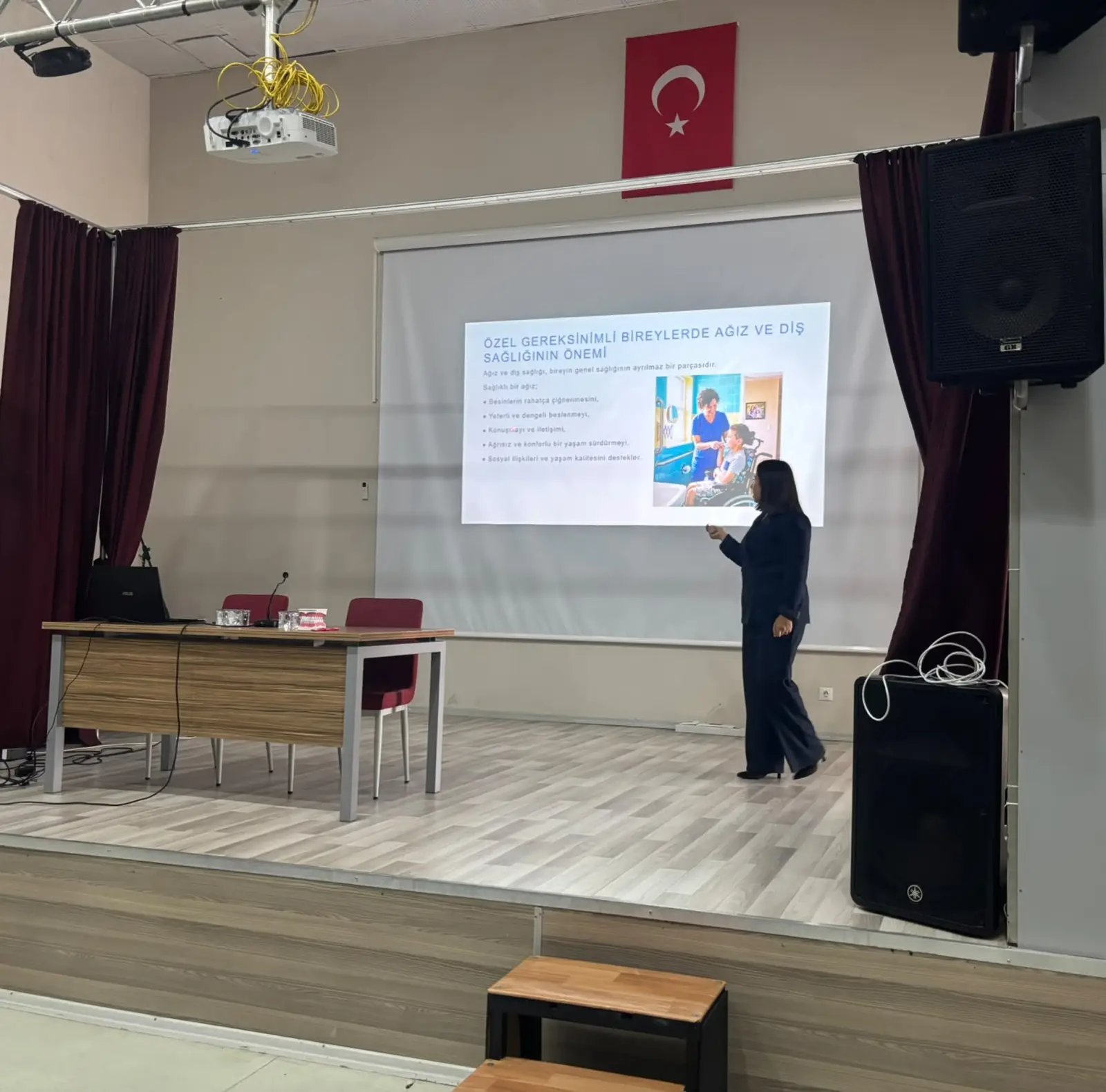 Engelsiz Yaşam Merkezi'nde Ağız ve Diş Sağlığı Eğitimi