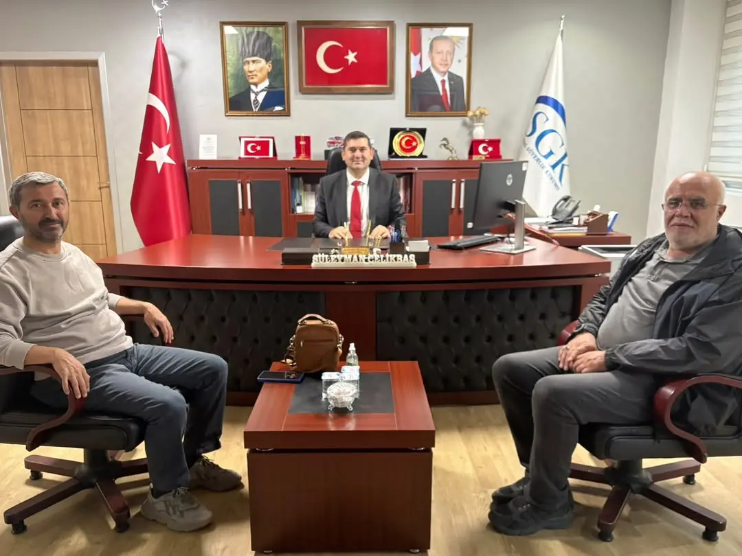 İscehisar İlçe Millî Eğitim Müdürü ve Yetimsev Vakfı Başkanı Afyonkarahisar Sgk İl Müdürlüğü'ne Ziyaret Gerçekleştirdi