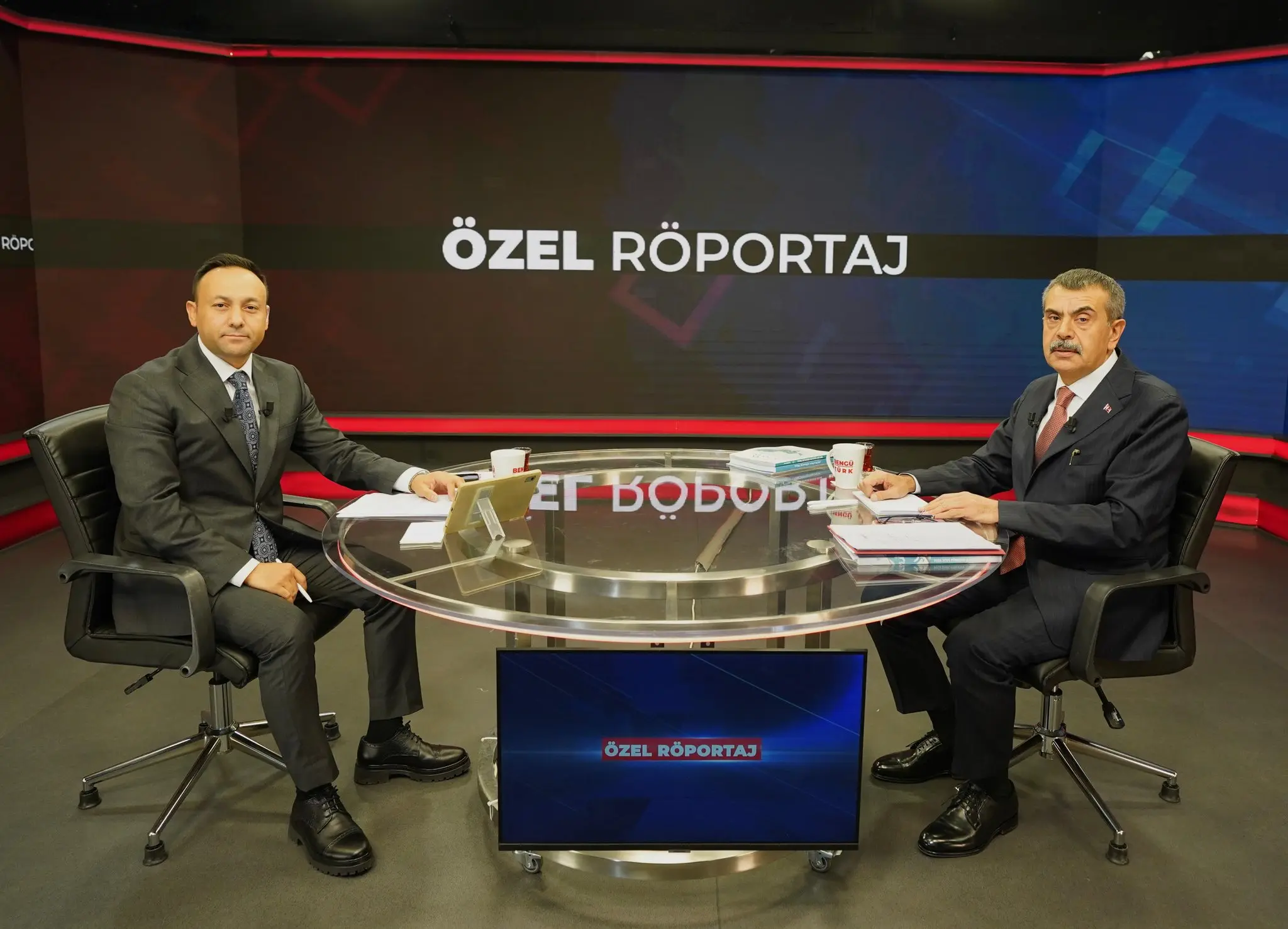 Milli Eğitim Bakanı Canlı Yayında Soruları Yanıtlıyor