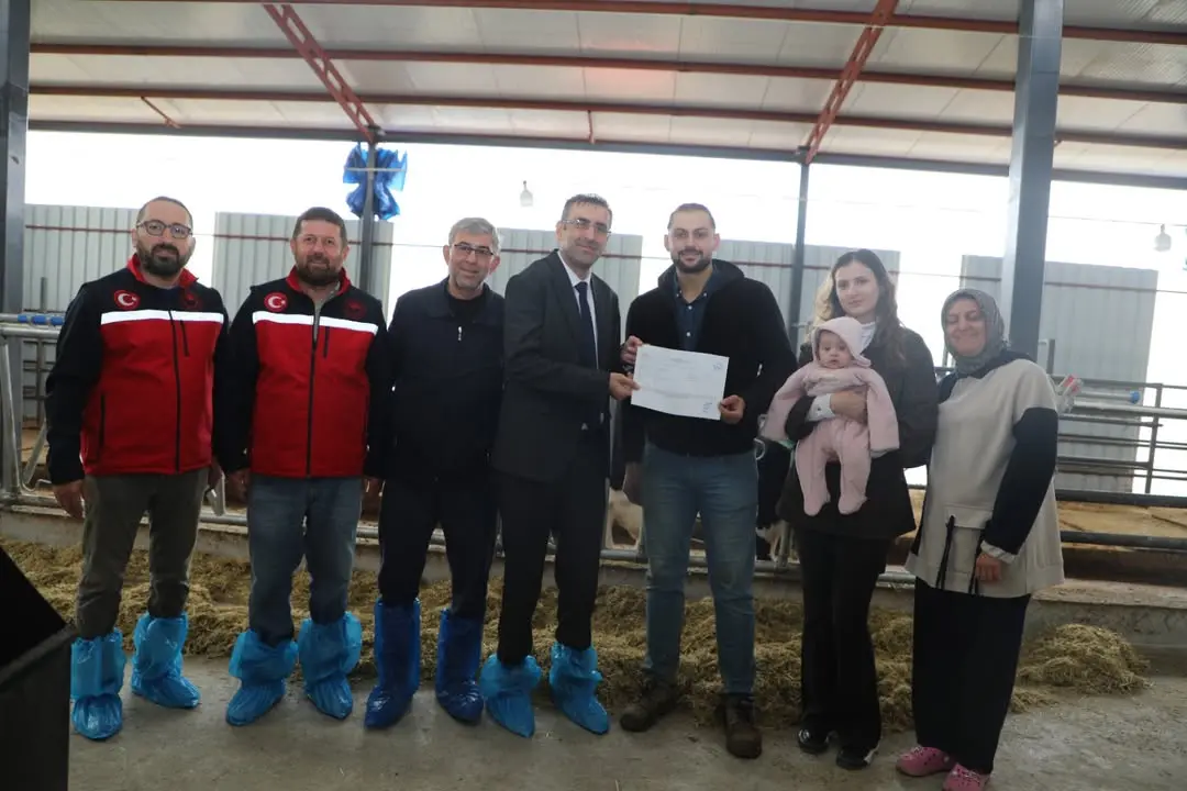 Uşak'ta Süt Sığırı Yetiştiriciliği Eğitimi Başladı