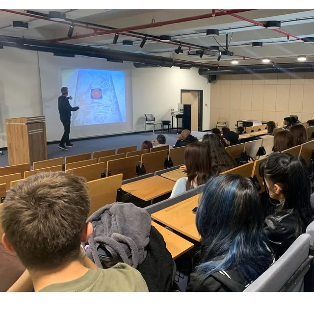 Afyon Kocatepe Üniversitesi Seramik Bölümü Öğretim Üyesi Özel, Ankara'da Seramik Sanatı Söyleşisi ve Atölye Çalışması Yaptı
