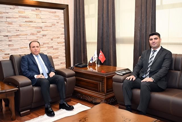 Bayat Kaymakamı Öztürk, AKÜ Rektörü Karakaş'ı Ziyaret Etti