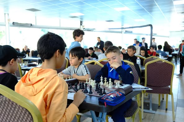 Dinar'da Satranç Coşkusu: 81 İlden Sporcu Buluştu!