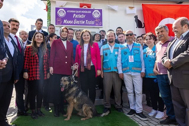Afyonkarahisar'da Patiköy Mama Üretim Tesisleri Açıldı: Hayvan Dostu Şehre Adım
