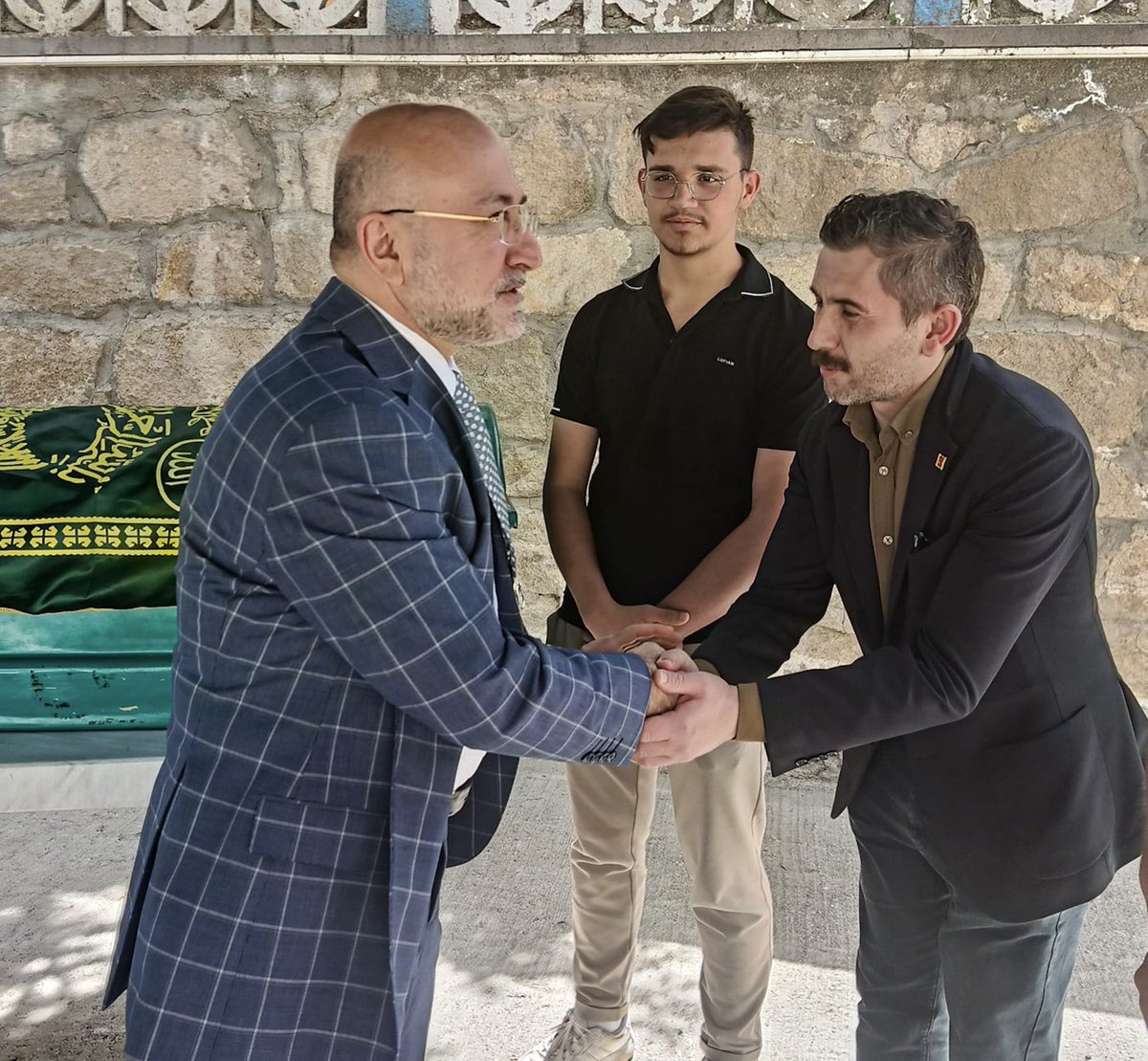 Ak Parti Afyonkarahisar İl Başkanı Şahin, Cenaze Namazına Katıldı