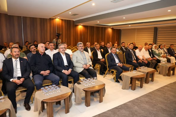 Ak Parti'den Belediye Başkanlarına Özel Eğitim Kampı Başladı