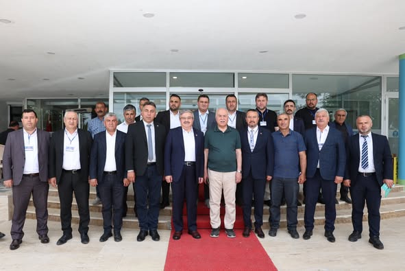 Sandıklı'da Belediye Başkanları İstişare Kampı Devam Ediyor