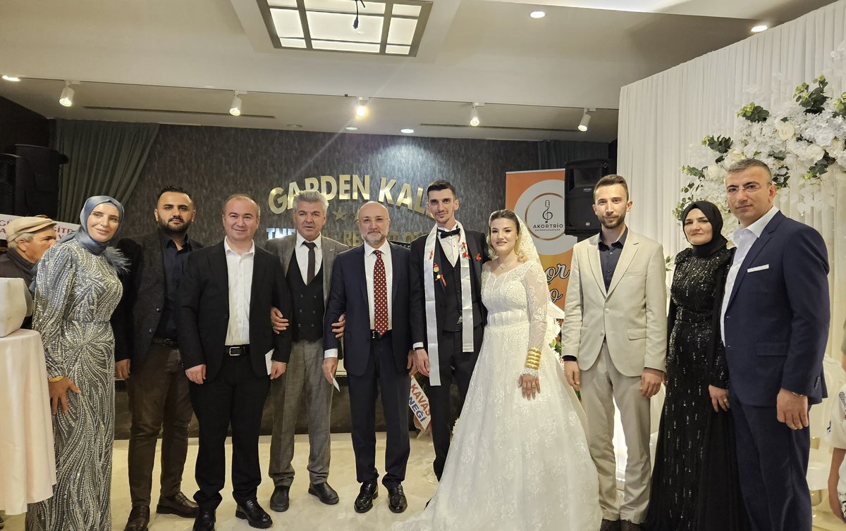AK Parti Afyonkarahisar İl Başkanı Turgay Şahin Düğün Törenine Katıldı